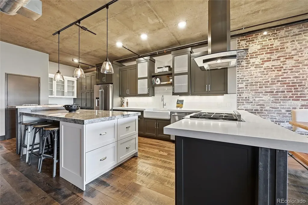 1401 Wewatta Street Denver CO 80202