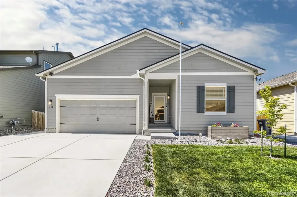 311 Thomas Avenue Keenesburg CO 80643