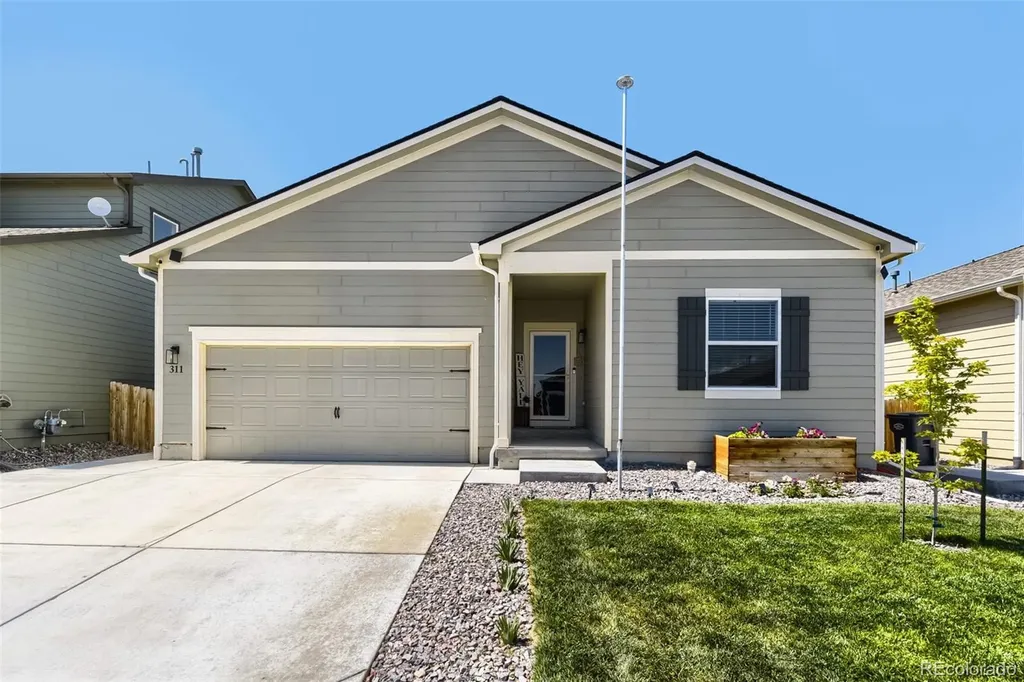 311 Thomas Avenue Keenesburg CO 80643