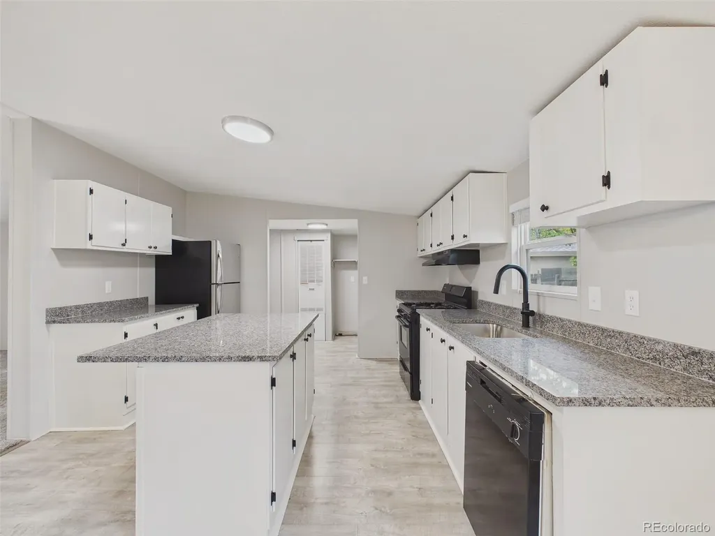 320 Glen Ayre Street Dacono CO 80514