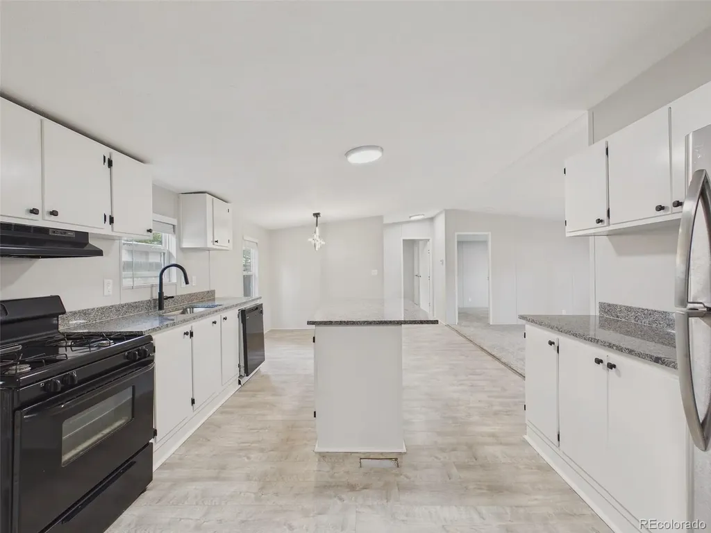 320 Glen Ayre Street Dacono CO 80514