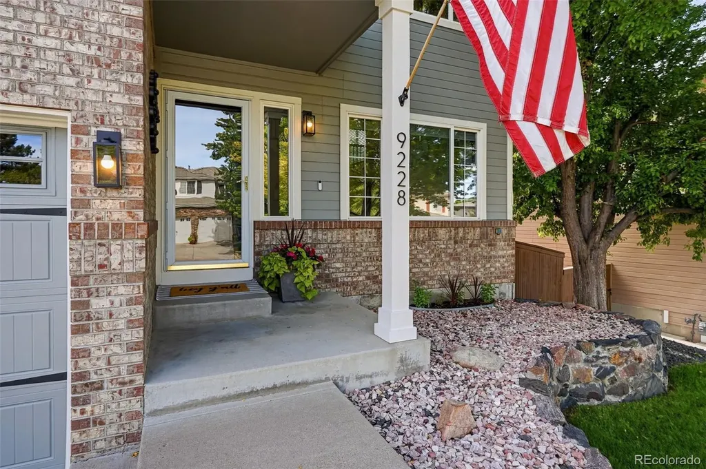 9228 Fox Fire Drive Highlands Ranch CO 80129
