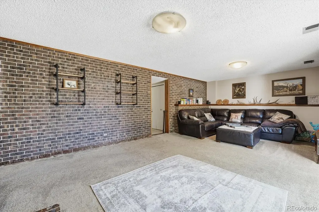 8623 W Warren Drive Lakewood CO 80227