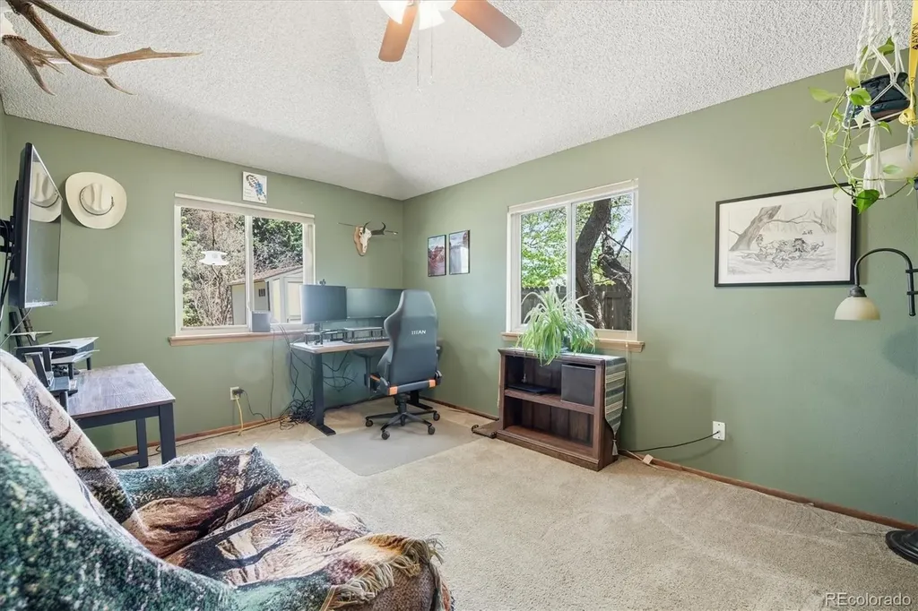 8623 W Warren Drive Lakewood CO 80227