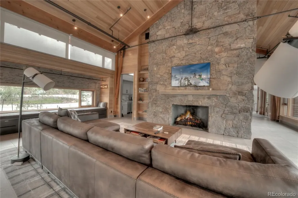 151 Moss Way Silverthorne CO 80498