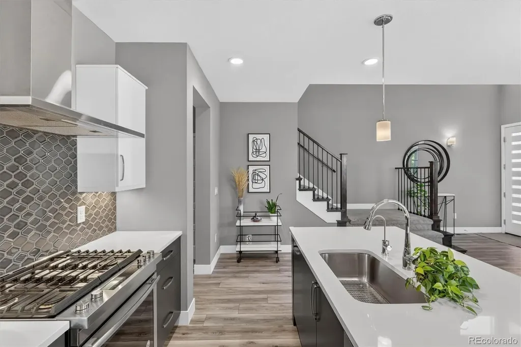 6048 Beeler Court Denver CO 80238