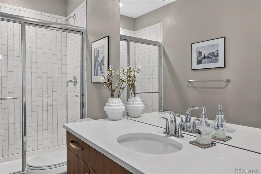 6048 Beeler Court Denver CO 80238