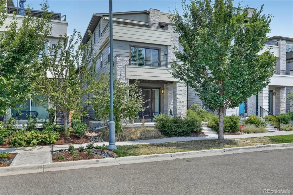 6048 Beeler Court Denver CO 80238