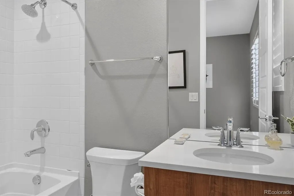 6048 Beeler Court Denver CO 80238