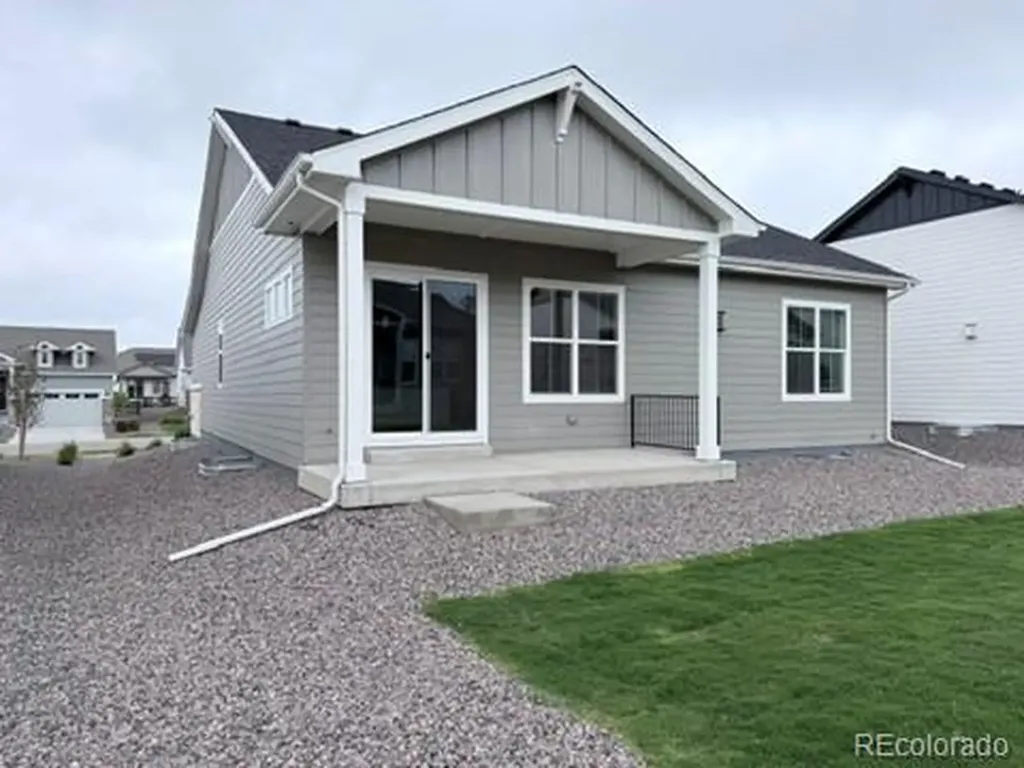 8942 S Riviera Way Aurora CO 80016