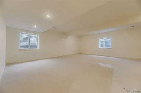 8942 S Riviera Way Aurora CO 80016