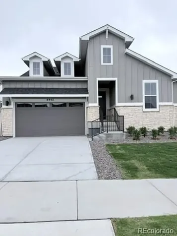 8942 S Riviera Way Aurora CO 80016