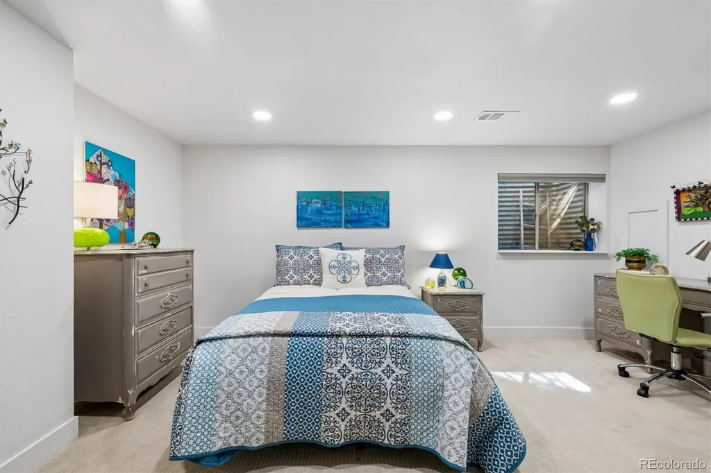 1567 W Briarwood Avenue Littleton CO 80120