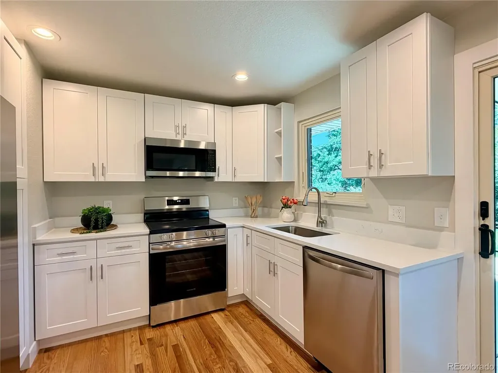 5944 S Steele Street Littleton CO 80121