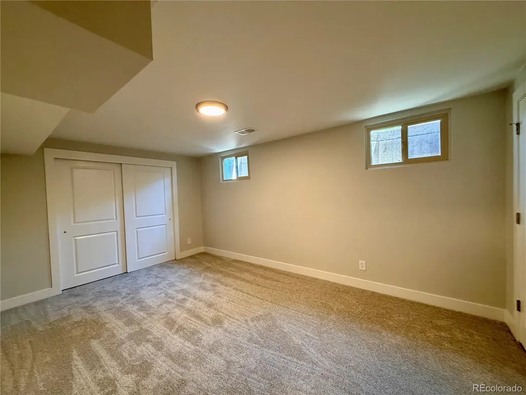 5944 S Steele Street Littleton CO 80121