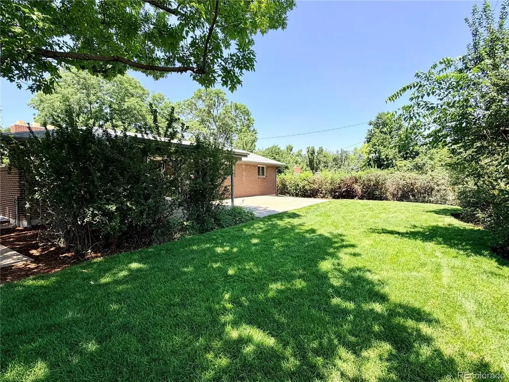 5944 S Steele Street Littleton CO 80121