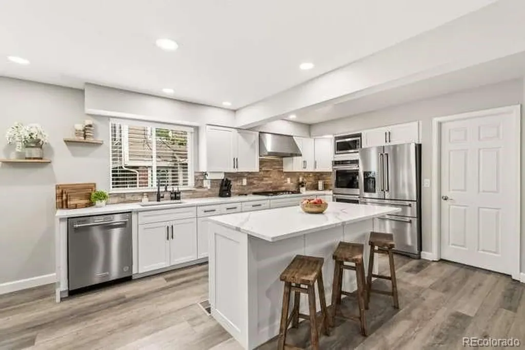 8249 W Phillips Avenue Littleton CO 80128