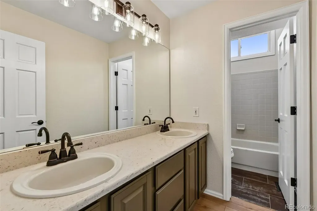 9268 Canyon Wren Court Highlands Ranch CO 80126