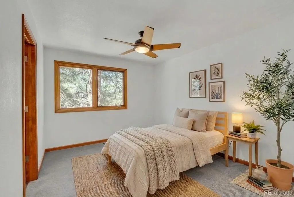 7045 Perry Park Boulevard Larkspur CO 80118