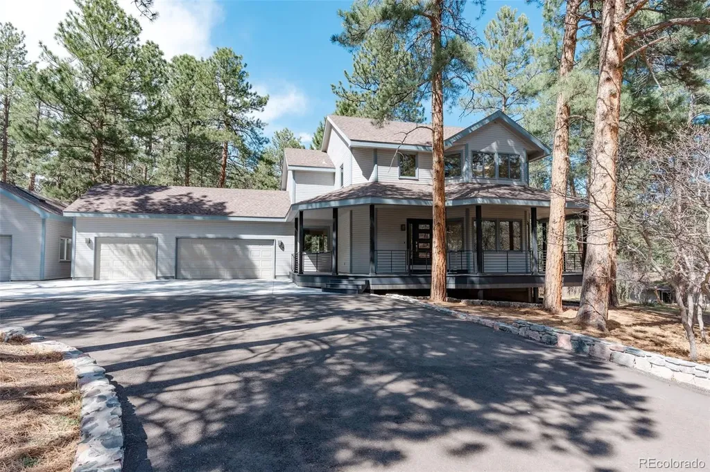 7045 Perry Park Boulevard Larkspur CO 80118