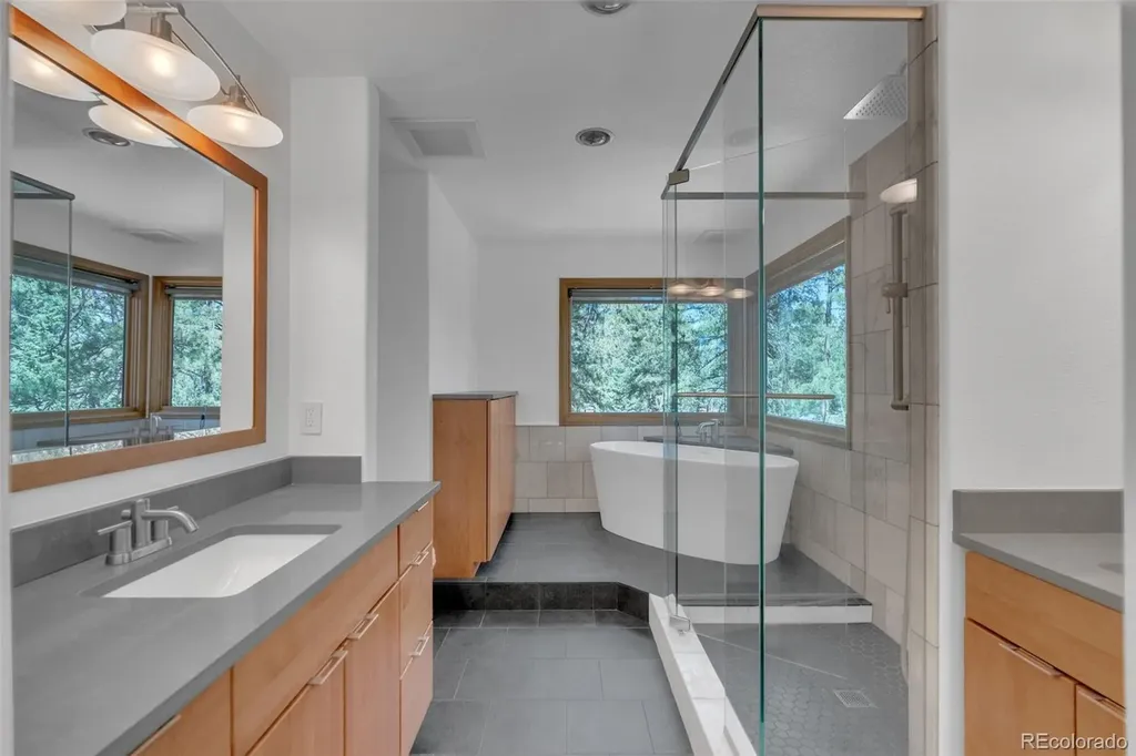 7045 Perry Park Boulevard Larkspur CO 80118