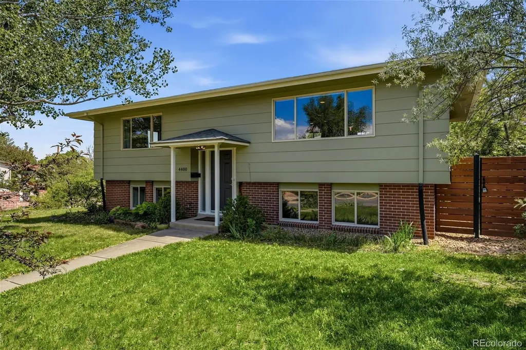 4400 Brookfield Drive Boulder CO 80305