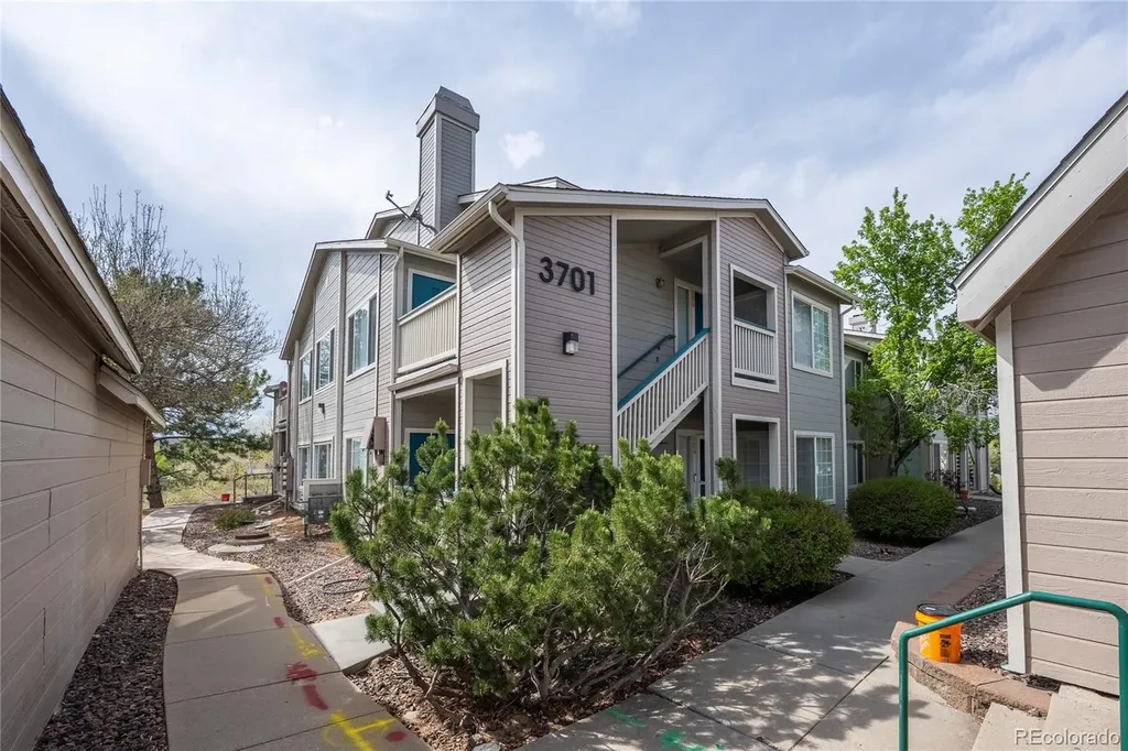 3701 Cactus Creek Court Highlands Ranch CO 80126