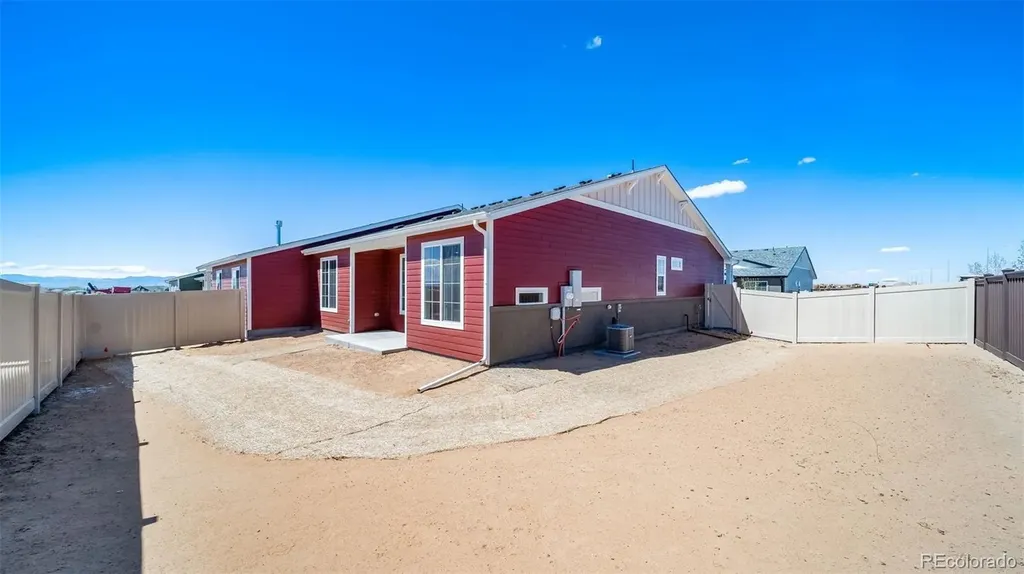 4934 N Tempe Street Aurora CO 80019