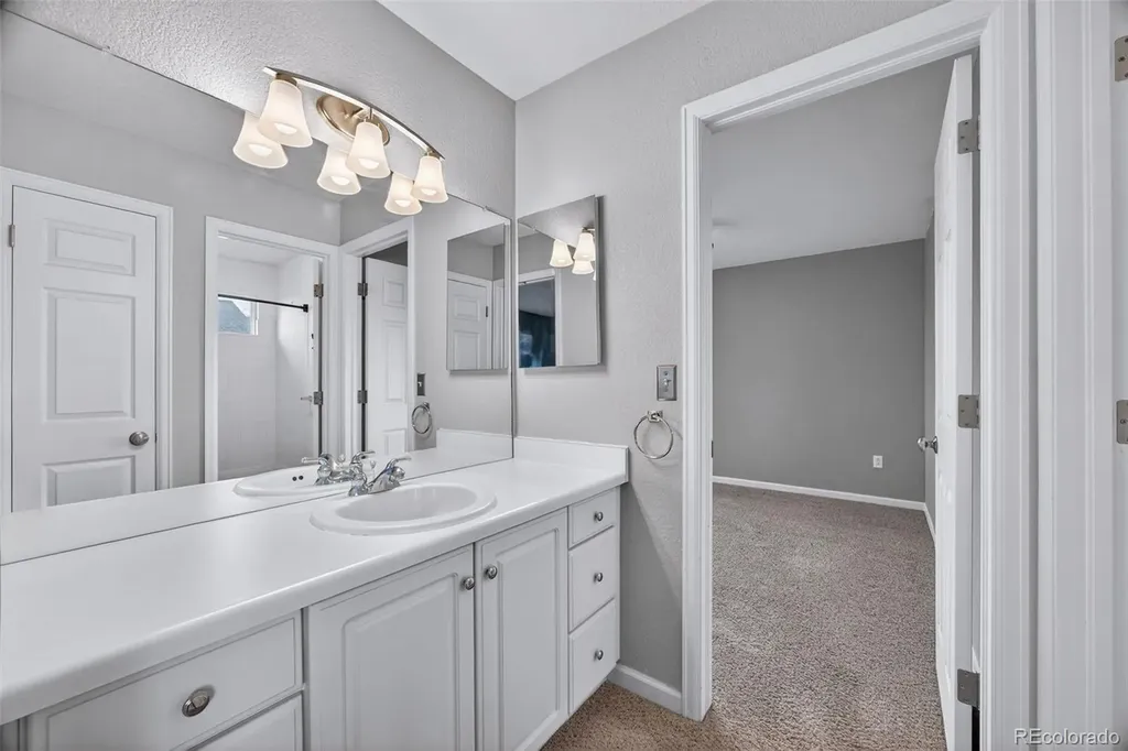 8756 Cresthill Lane Highlands Ranch CO 80130