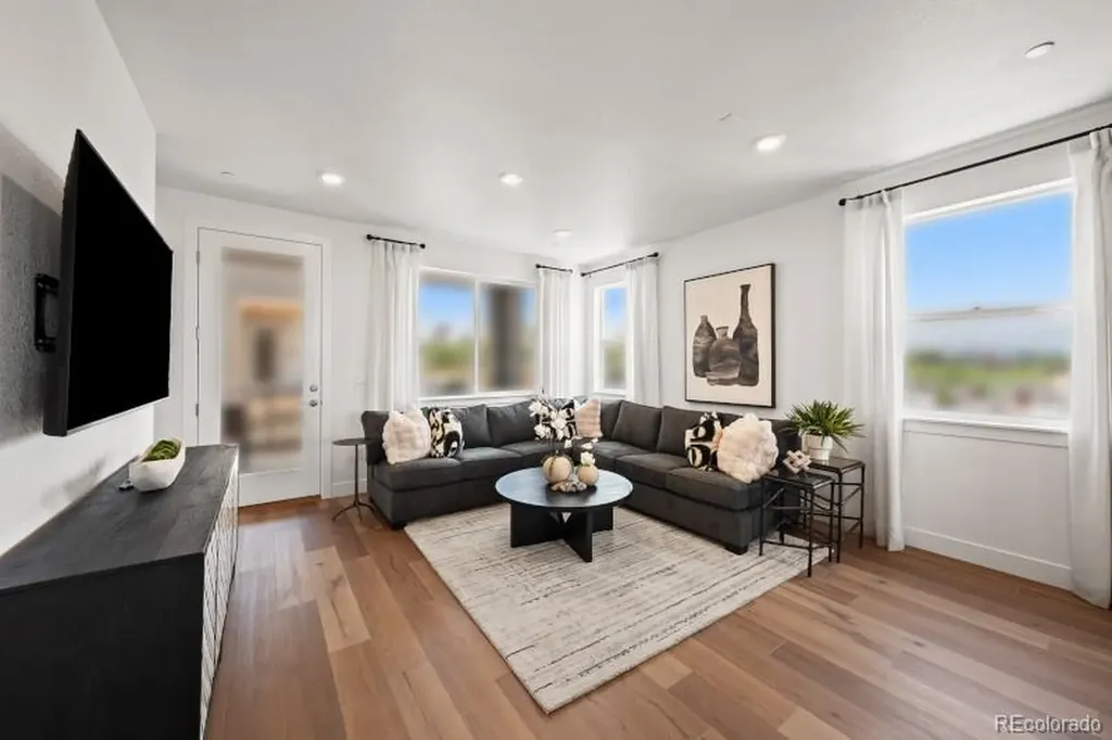 2908 W 56th Place Denver CO 80221