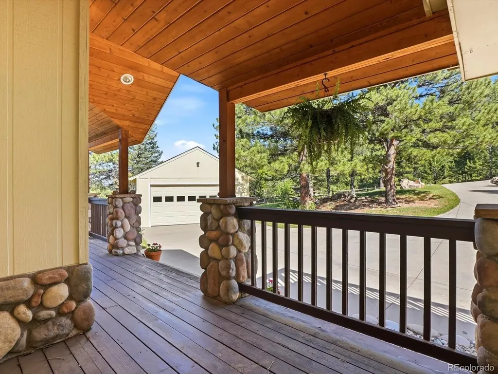 2671 Crestridge Court Boulder CO 80302