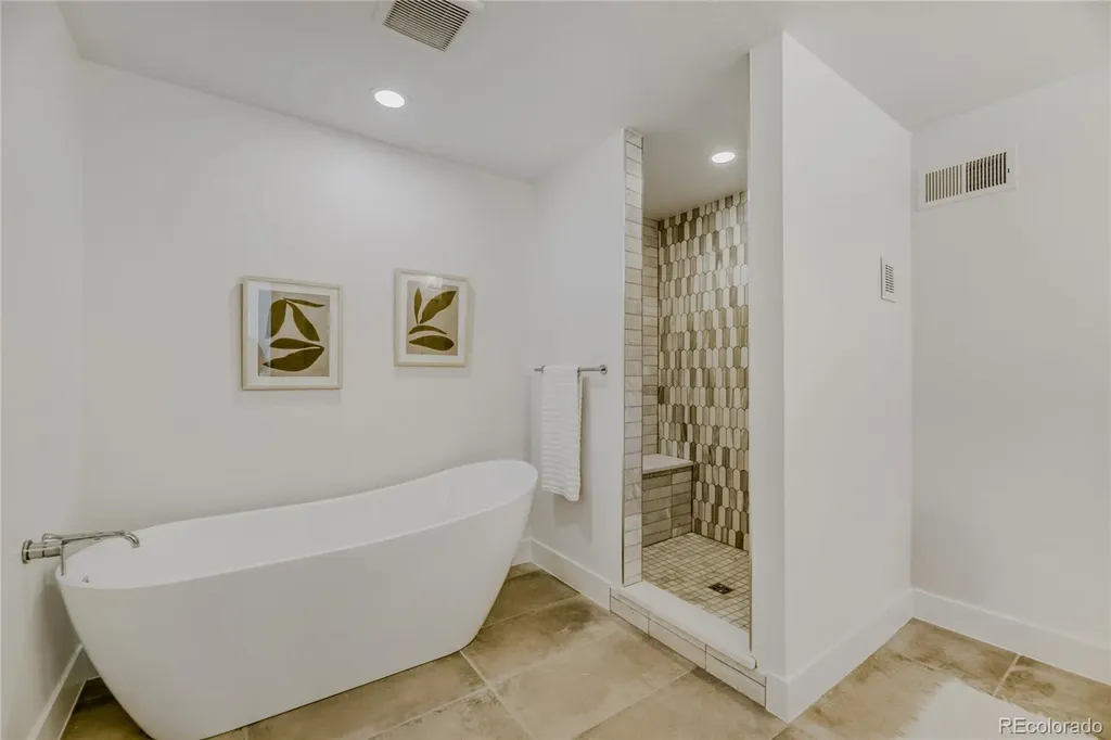 2631 Kearney Street Denver CO 80207