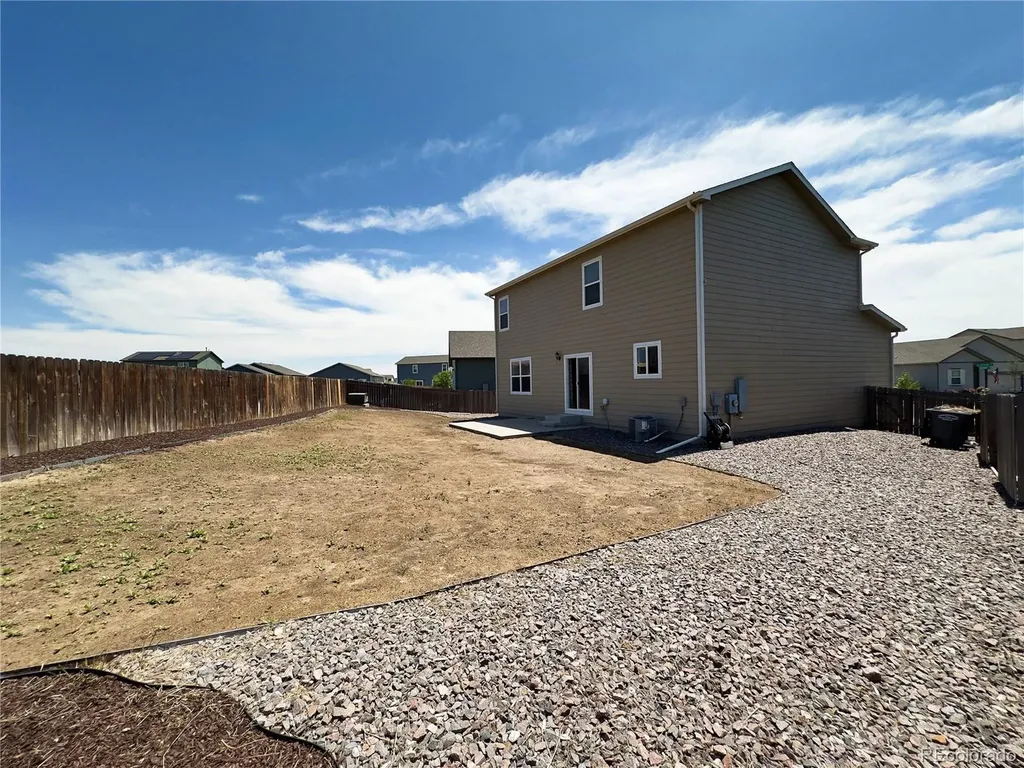 207 Clayton Avenue Keenesburg CO 80643