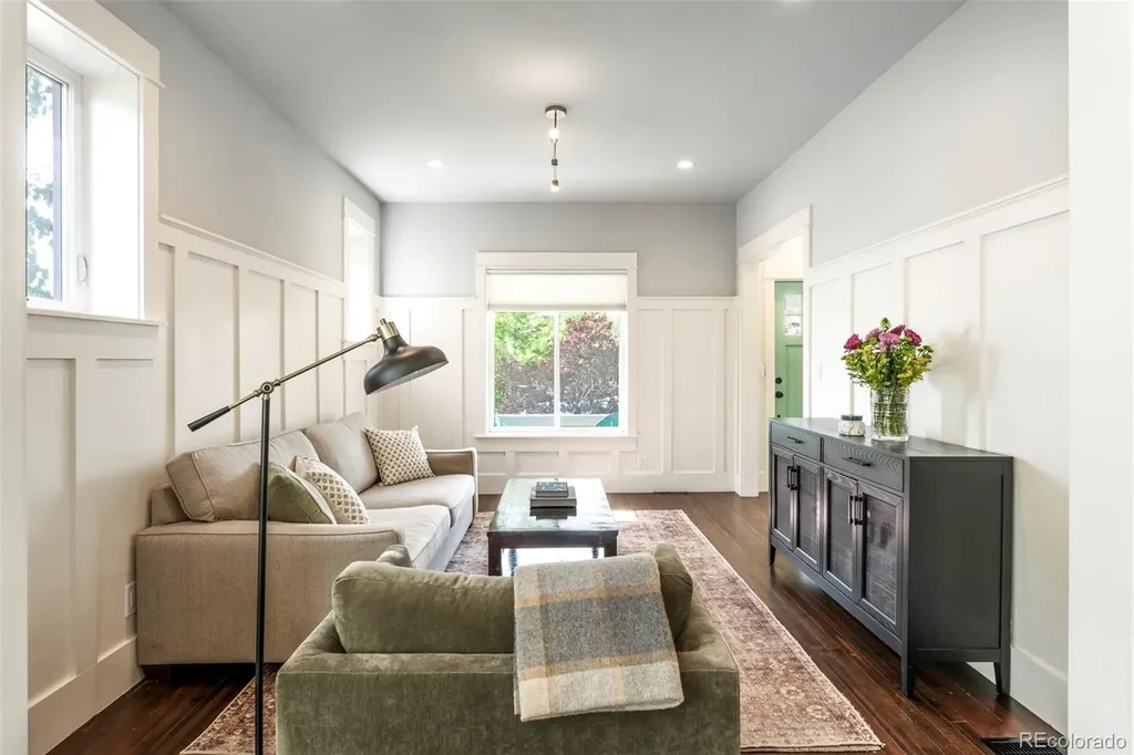 3041 W Clyde Place Denver CO 80211