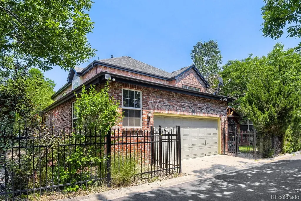 8054 E 9th Avenue Denver CO 80230