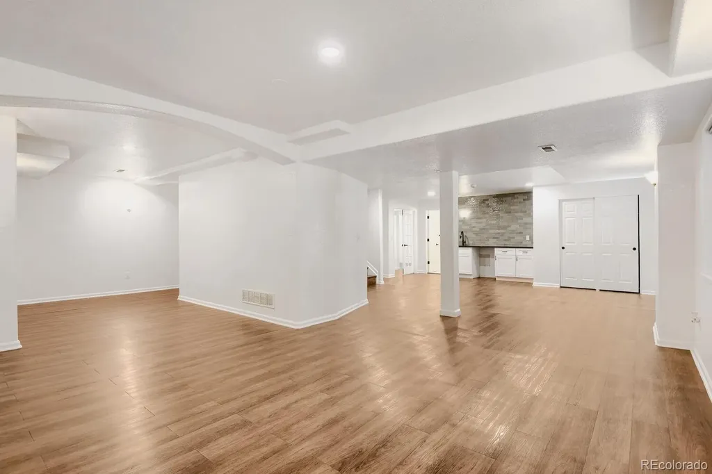 8054 E 9th Avenue Denver CO 80230