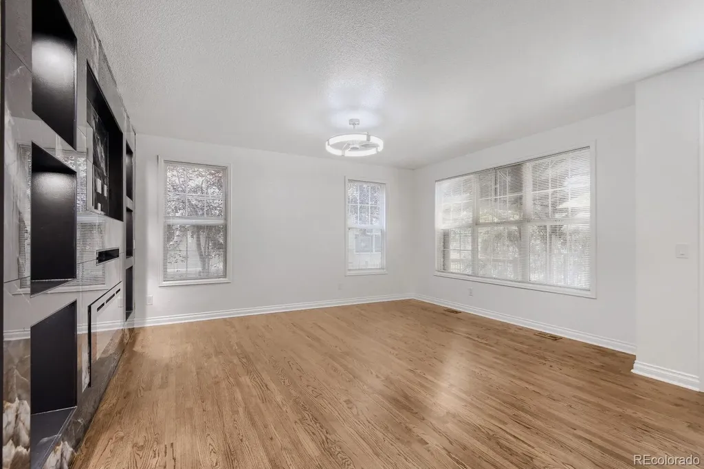 8054 E 9th Avenue Denver CO 80230