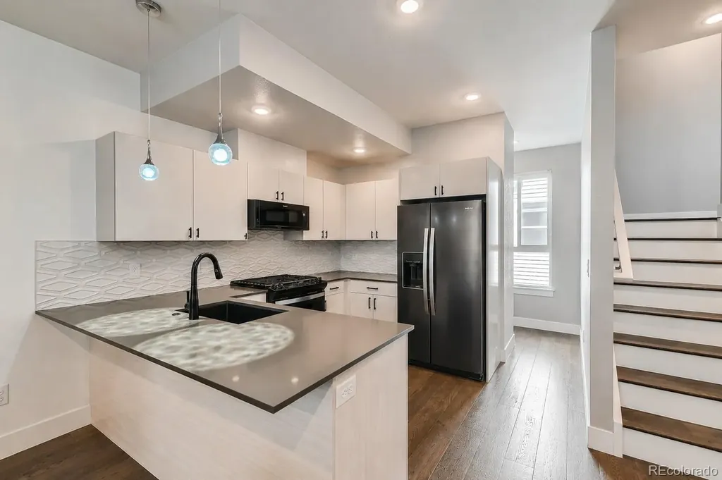 1284 Stuart Street Denver CO 80204