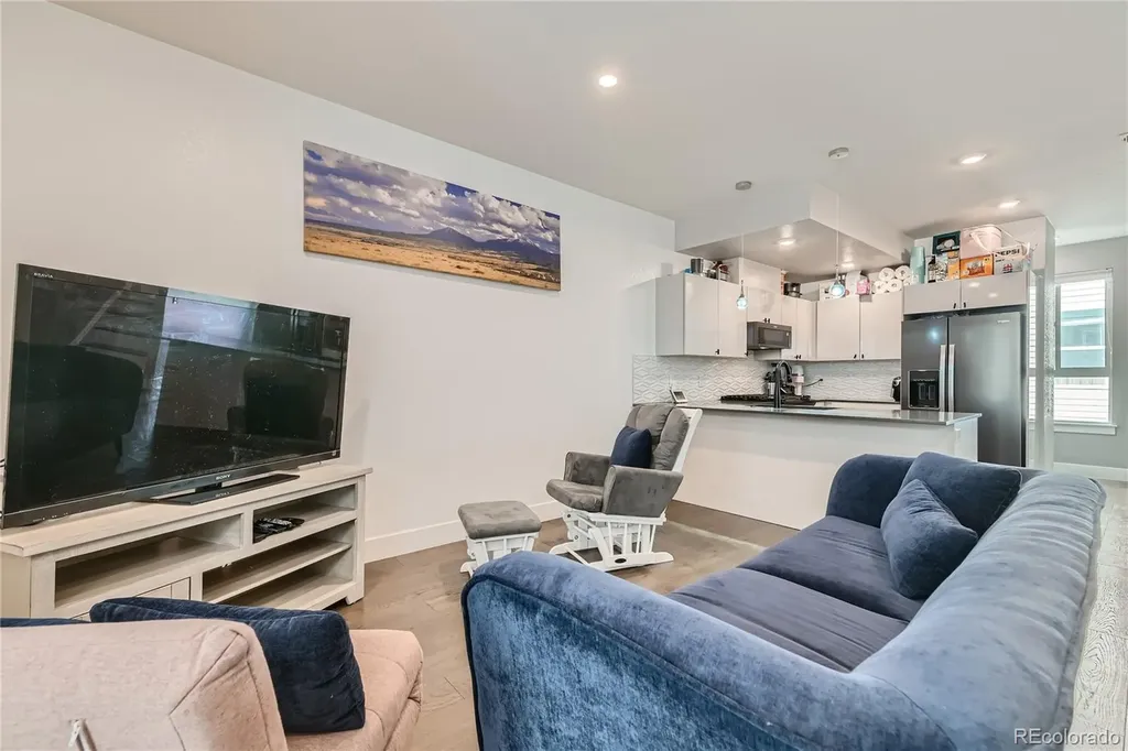 1284 Stuart Street Denver CO 80204