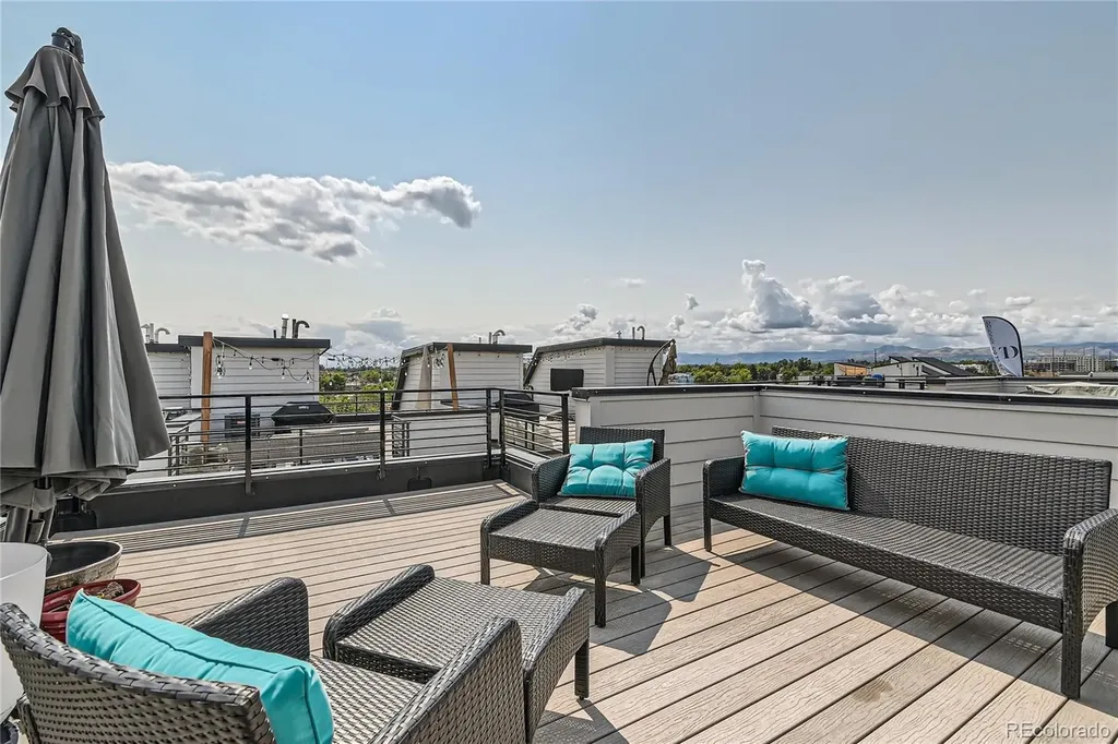 1284 Stuart Street Denver CO 80204