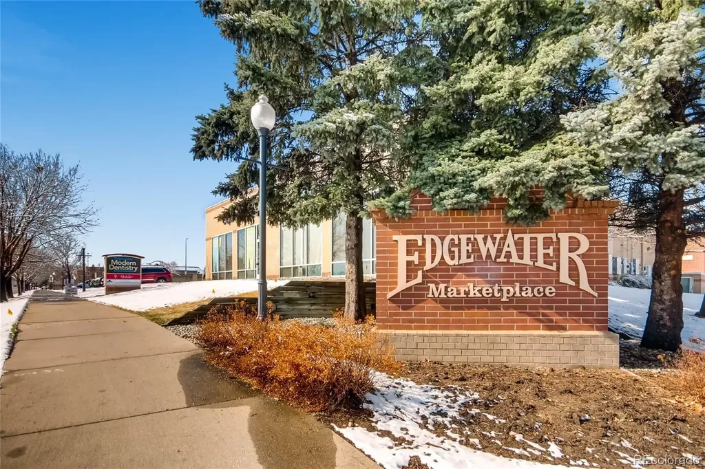 1284 Stuart Street Denver CO 80204