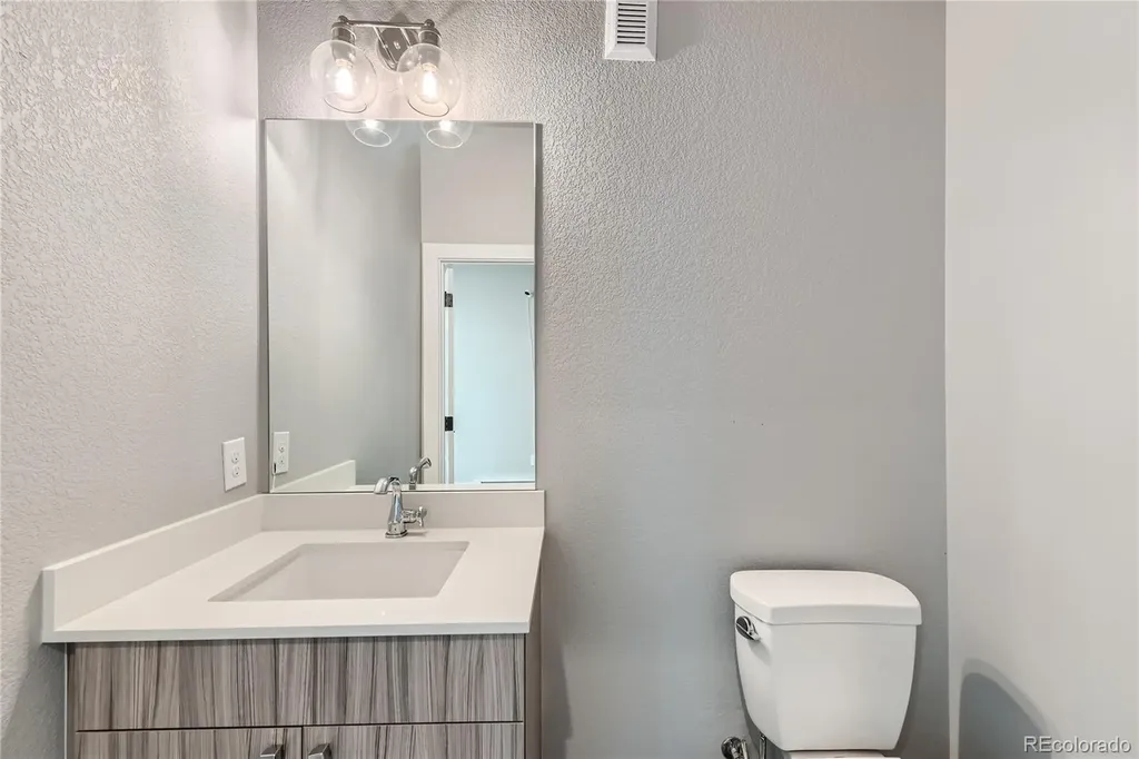1284 Stuart Street Denver CO 80204
