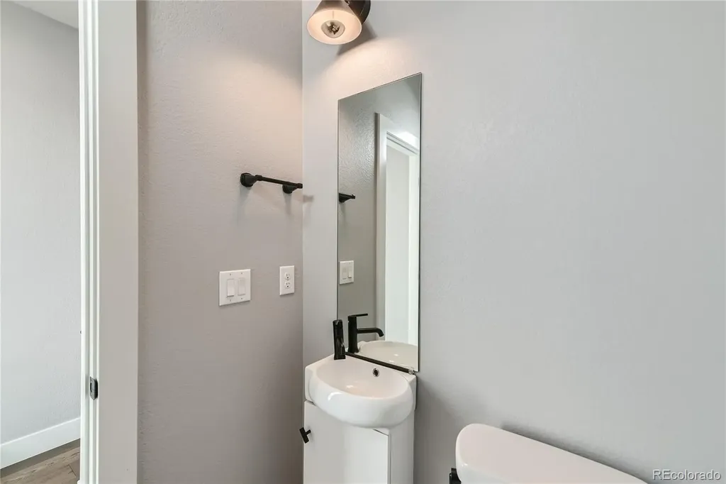 1284 Stuart Street Denver CO 80204