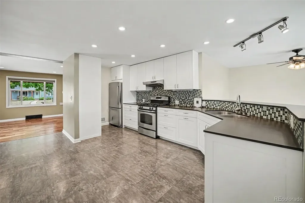 2474 Newland Street Edgewater CO 80214