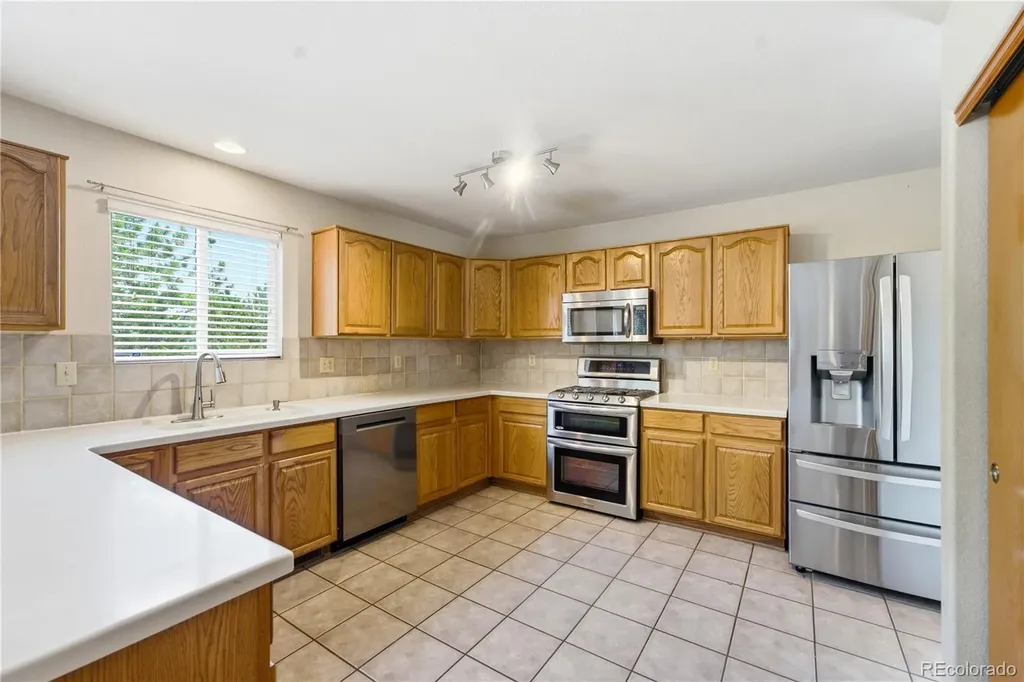 2105 E 127th Place Thornton CO 80241