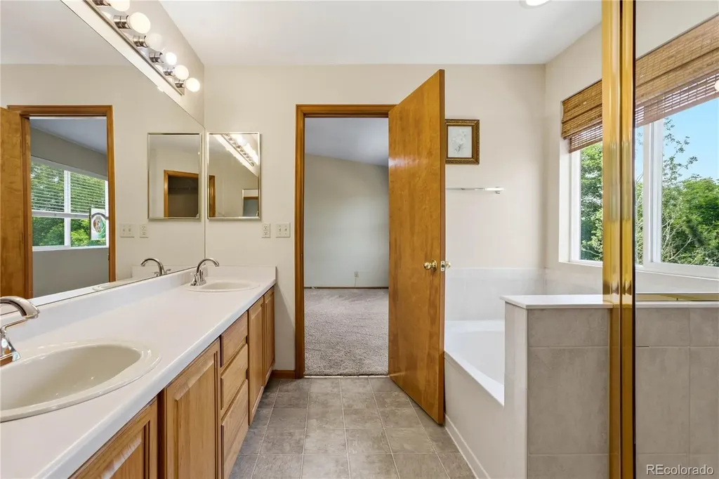 2105 E 127th Place Thornton CO 80241