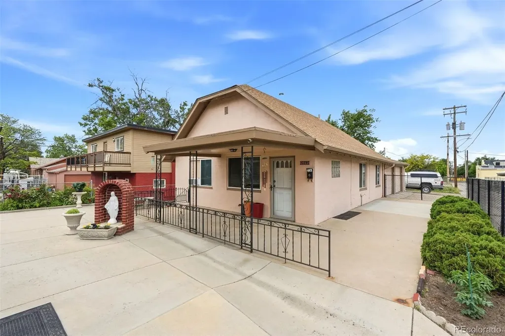 2940 W 42nd Avenue Denver CO 80211