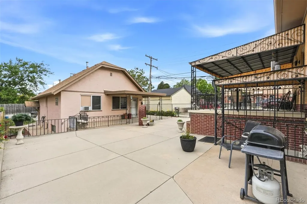 2940 W 42nd Avenue Denver CO 80211