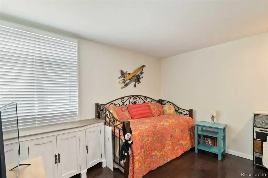 3319 S Monaco Street Denver CO 80222