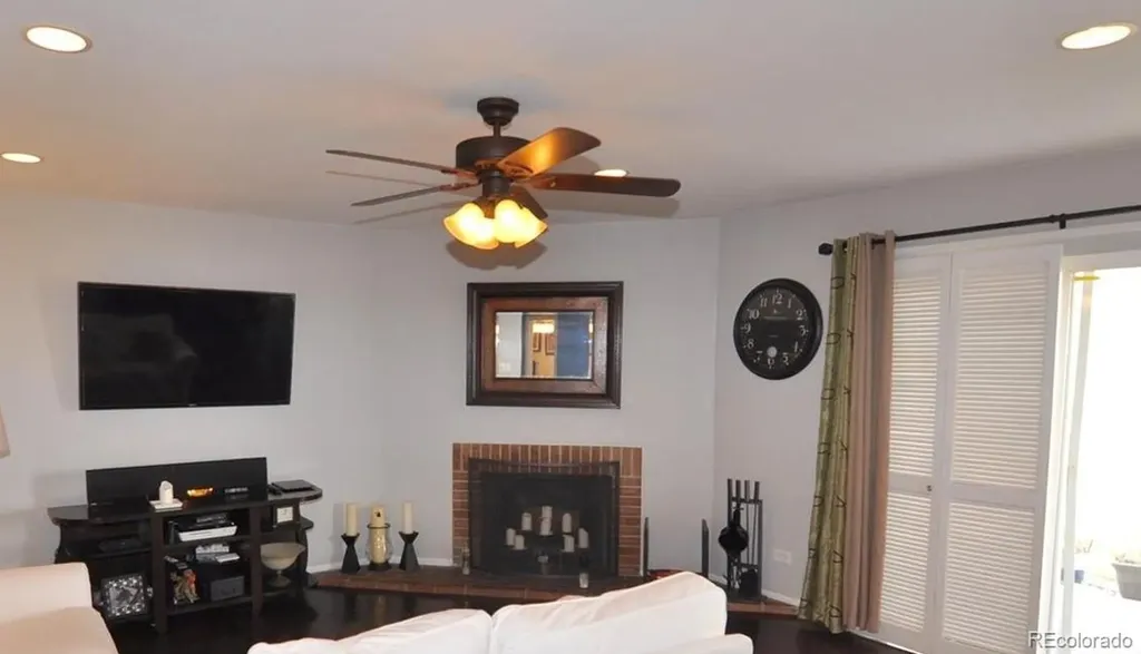 3319 S Monaco Street Denver CO 80222